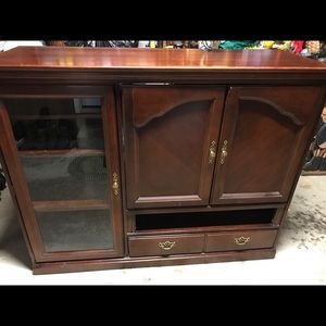 Cherrywood tv stand. Must pick up. $50. PM me